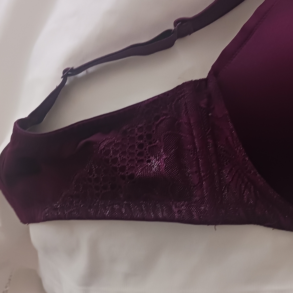 Bra - Picture 2 of 5